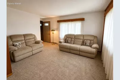 5874 N 67th St, Milwaukee, WI 53218 - Photo 4