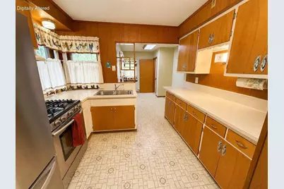 5874 N 67th St, Milwaukee, WI 53218 - Photo 6