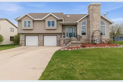 210  Dream Catcher Dr, Kewaskum, WI 53040 - Photo 1