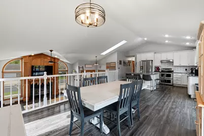 210  Dream Catcher Dr, Kewaskum, WI 53040 - Photo 10