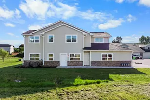465 Hillary Circle, Johnson Creek, WI 53038 - Photo 1