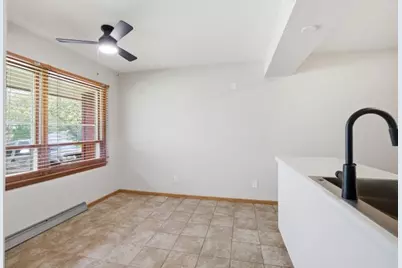 10915 W Harvard Ln, Wauwatosa, WI 53226 - Photo 8