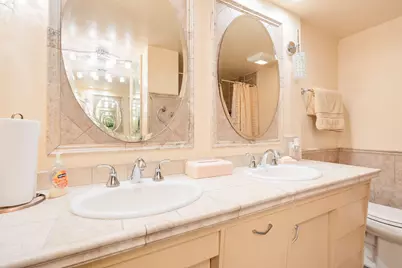1610 N Prospect Ave #903, Milwaukee, WI 53202 - Photo 14