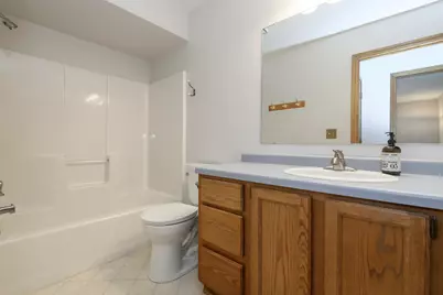 1215  Timber Rdg, Pewaukee, WI 53072 - Photo 24