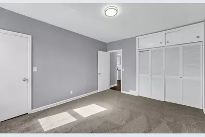 417  Island Ave Ave, Racine, WI 53405 - Photo 26