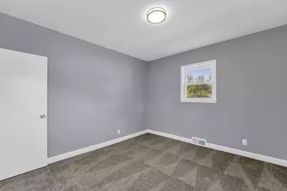 417  Island Ave Ave, Racine, WI 53405 - Photo 22