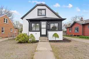 921 Perkins Ave, Waukesha, WI 53186 - Photo 2
