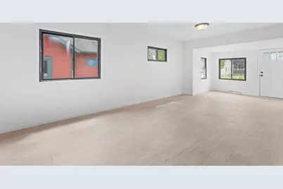 921  Perkins Ave, Waukesha, WI 53186 - Photo 4