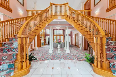 N78W13031  Country Club Ct, Menomonee Falls, WI 53051 - Photo 4