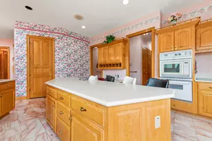N78W13031 Country Club Ct, Menomonee Falls, WI 53051 - Photo 22
