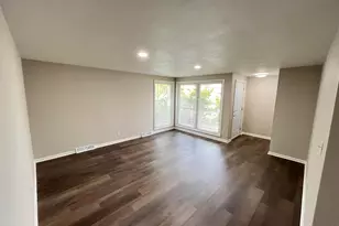 2109 87th Pl, Kenosha, WI 53143 - Photo 2