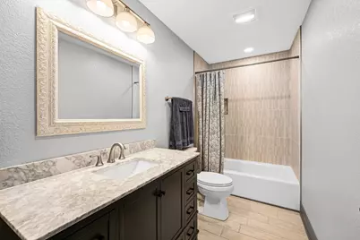 5025  Riverside Rd, Racine, WI 53185 - Photo 34