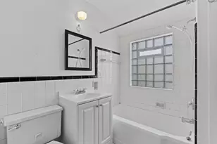 4108 N Bartlett Ave, Shorewood, WI 53211 - Photo 14