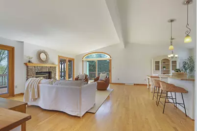 2144  Blue Heron Dr, Delavan, WI 53115 - Photo 10