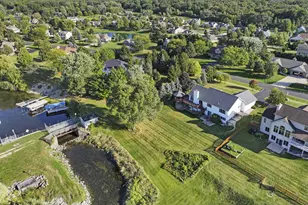 2144 Blue Heron Dr, Delavan, WI 53115 - Photo 2