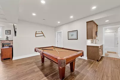 723  Autumn Ridge Ln, Hartford, WI 53027 - Photo 20