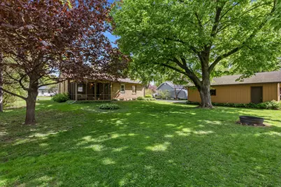 409  Breezy St, Delavan, WI 53115 - Photo 34