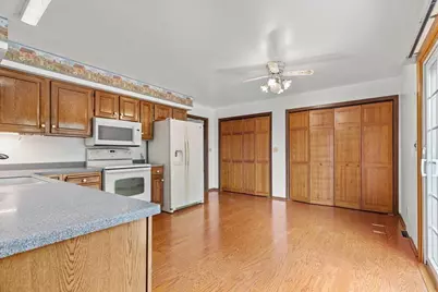 1015  Squire Ln, West Bend, WI 53090 - Photo 8