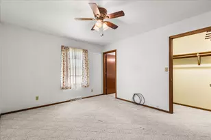 1015 Squire Ln, West Bend, WI 53090 - Photo 22