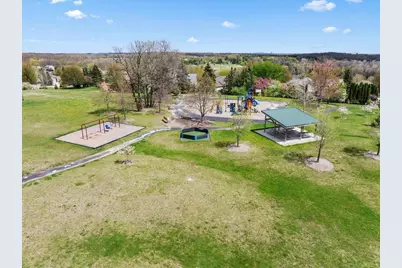 1015  Squire Ln, West Bend, WI 53090 - Photo 40