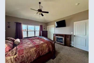 1360  Foxwood Pass, Oconomowoc, WI 53066 - Photo 16