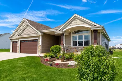 1360  Foxwood Pass, Oconomowoc, WI 53066 - Photo 18