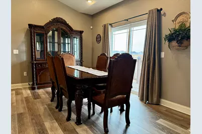 1360  Foxwood Pass, Oconomowoc, WI 53066 - Photo 12