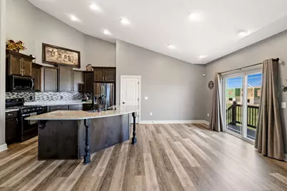1360  Foxwood Pass, Oconomowoc, WI 53066 - Photo 20