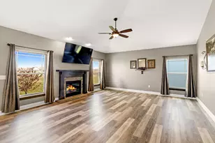1360 Foxwood Pass, Oconomowoc, WI 53066 - Photo 20