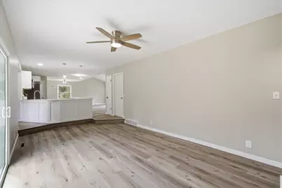 1387  Ponderosa Dr, Jackson, WI 53012 - Photo 14