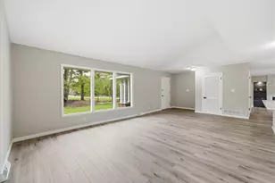1387 Ponderosa Dr, Jackson, WI 53012 - Photo 4