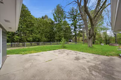 1387  Ponderosa Dr, Jackson, WI 53012 - Photo 30