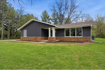 1387  Ponderosa Dr, Jackson, WI 53012 - Photo 28