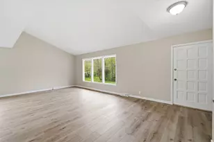 1387 Ponderosa Dr, Jackson, WI 53012 - Photo 6