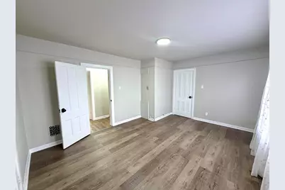 377  Marquette St, Fond du Lac, WI 54935 - Photo 8