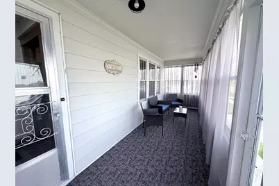 377  Marquette St, Fond du Lac, WI 54935 - Photo 2