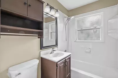 W150N8180  Manhatten Dr, Menomonee Falls, WI 53051 - Photo 24