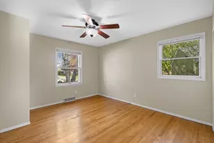 W150N8180 Manhattan Dr, Menomonee Falls, WI 53051 - Photo 22