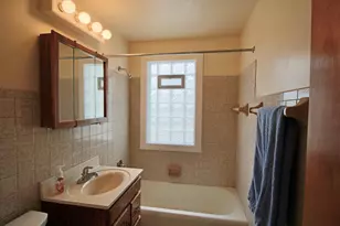 2196 S 79th St, West Allis, WI 53219 - Photo 22