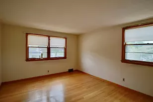 2196 S 79th St, West Allis, WI 53219 - Photo 20