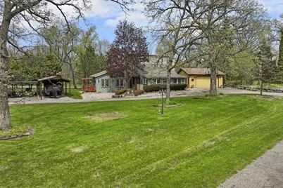 N7307  Mariner Hills Cir, La Grange, WI 53121 - Photo 2