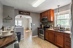 211 N Rusk Ave, Viroqua, WI 54665 - Photo 6