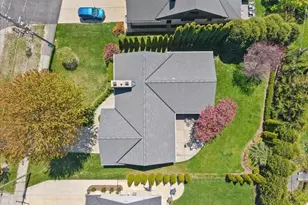 6419 N Lake Dr, Fox Point, WI 53217 - Photo 28