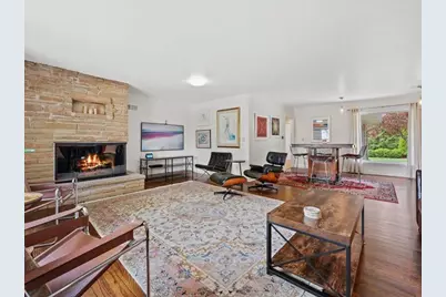 6419 N Lake Dr, Fox Point, WI 53217 - Photo 8