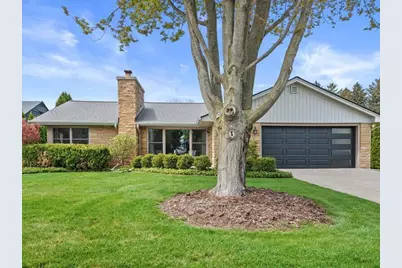 6419 N Lake Dr, Fox Point, WI 53217 - Photo 6