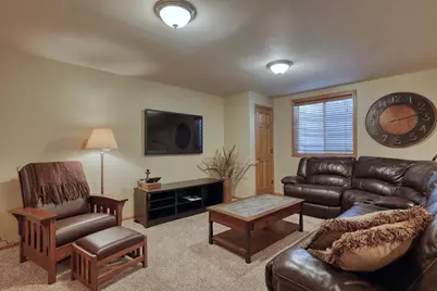 N58W24383  Clover Dr, Sussex, WI 53089 - Photo 34