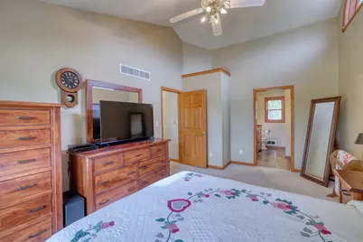 N58W24383  Clover Dr, Sussex, WI 53089 - Photo 22