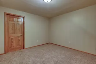 N58W24383 Clover Dr, Sussex, WI 53089 - Photo 38