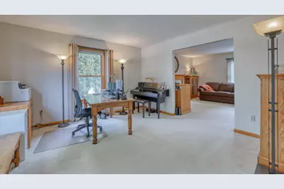 N58W24383  Clover Dr, Sussex, WI 53089 - Photo 16