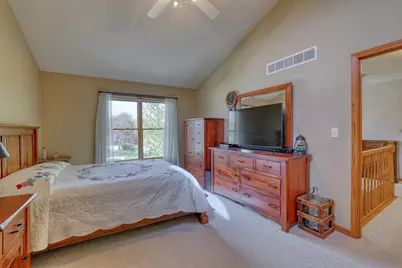 N58W24383  Clover Dr, Sussex, WI 53089 - Photo 20